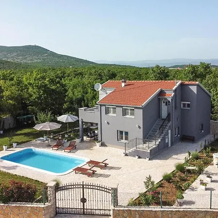 Holiday home Amazing In With Wifi Turjaci